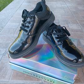 scarpe di vernice 
