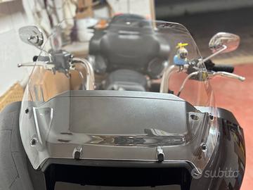 Parabrezza per Harley Road Glide 117