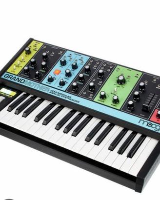 Moog Grandmother