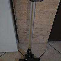 Scopa elettrica ricaricabile 