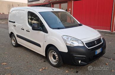 PEUGEOT PARTNER 1.6 75cv 2018 -EURO 6B- 65000 km