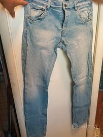 8 paia di jeans 