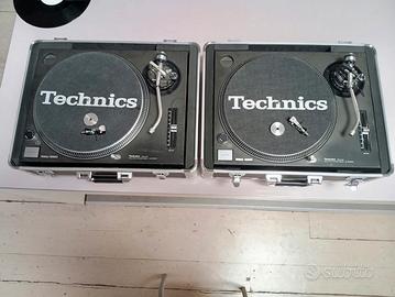 Coppia di Giradischi Technics sl 1210