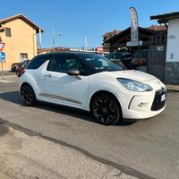 Ds DS3 DS 3 1.2 VTi 82 Just Black