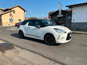 Ds DS3 DS 3 1.2 VTi 82 Just Black