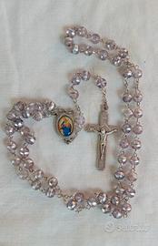 Collana rosario con perle di vetro lavanda 