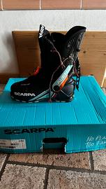 SCARPONI SCI ALPINISMO SCARPA NUOVO