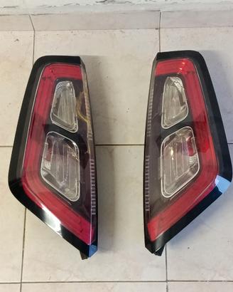 Fari posteriore grande punto Evo