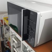 Forno Microonde WHIRLPOOL ChefPlus con Grill