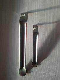 🔧Coppia di leve in metallo per smontare pneumatic