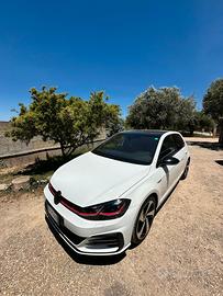 Volkswagen golf GTI performance 