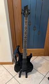 Basso con amplificatore