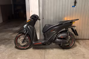 sh 125 2023 leggi descrizione