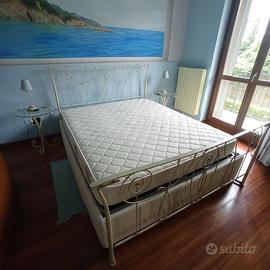 LETTO IN FERRO BATTUTO CON CONTENITORE