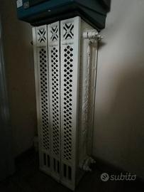 caloriferi antichi in ghisa da collezione 