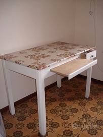 Tavolo da cucina vintage anni 40/50