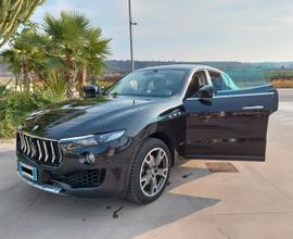 Maserati Levante V6 Diesel 275 CV Granlusso