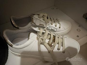 Snickers Patrizia Pepe nr 37