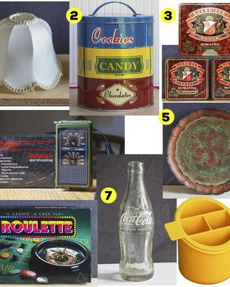 Mercatino vario di oggetti vintage - Coca cola