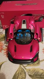 modello scala 1:18 Ferrari Daytona sp3 Bburago