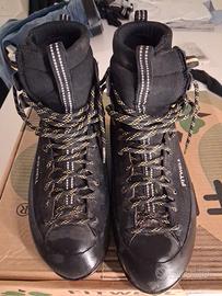 Scarpone alpinismo  fitwell, mod.Hero tg uk9,5