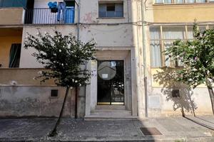 2 LOCALI A COSENZA