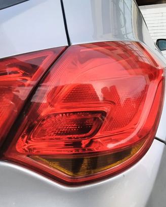 OPEL ASTRA 2013 - STOP POSTERIORE DESTRO