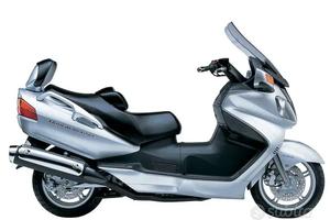 SUZUKI BURGMAN 650 RICAMBI