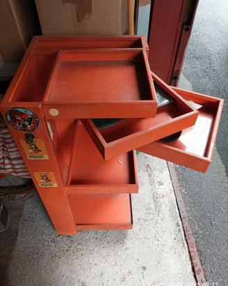 MOBILETTO METALLO MODERNARIATO 
