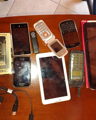 PC e telefoni anche di 30 anni 