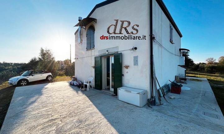 Pisticci. Contrada Coppo. Casa ristrutturata