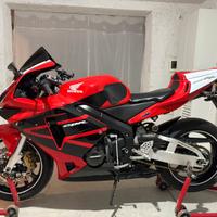 Honda CBR 600 RR 2004