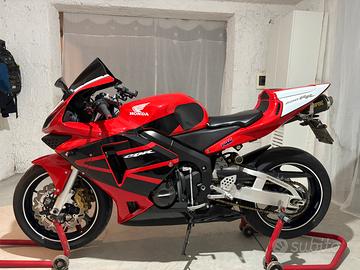 Honda CBR 600 RR 2004