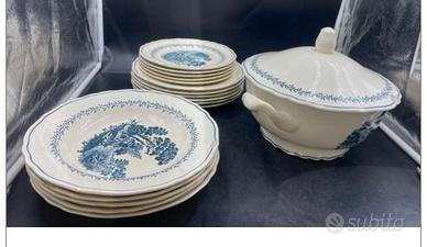 servizio di piatti Richard antico