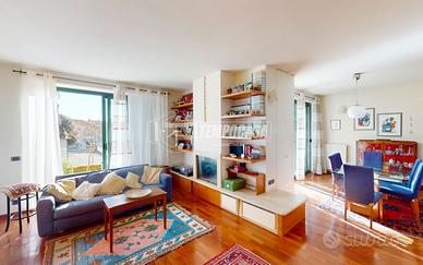 VILLETTA A SCHIERA CON GIARDINO E GARAGE