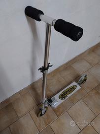 Monopattino Reptor Loops, in alluminio 