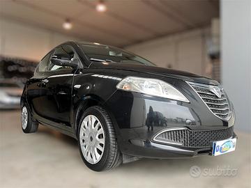 Lancia Ypsilon 1.2 69 CV 5 porte S&S Gold ok neopa