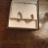 Orecchini con diamanti