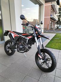 MOTO BETA MOTARD RR 125 VERSIONE T