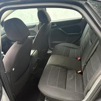 Ford Focus 1.6 90 cv