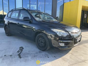 HYUNDAI i30 CW 1.4 16V 109CV BlueDr. GPL Act.Sp.