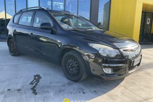 HYUNDAI i30 CW 1.4 16V 109CV BlueDr. GPL Act.Sp.