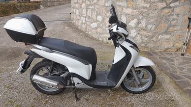 Honda SH150i.e.