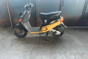 Piaggio zip fast rider