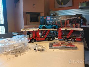 Lego set 42098 "Car Transporter" serie "Technic"