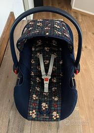 Seggiolino auto neonati