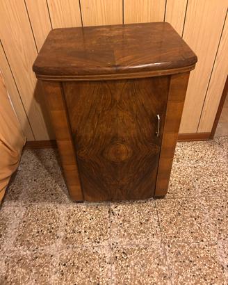 Mobiletto e cucitrice Pfaff