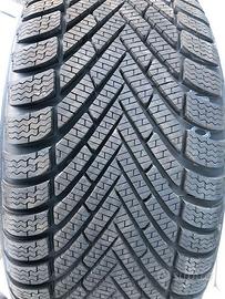 4 Pneumatici Pirelli Powergy 225/40R18 92V M+S