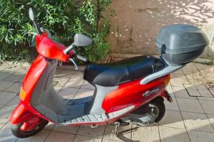 Scooter Piaggio Sfera 125 iscrivibile moto d'epoca