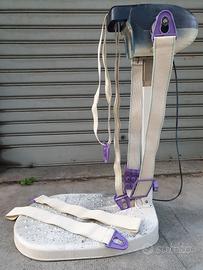 PEDANA MASSAGGIANTE CON 3 FASCE.